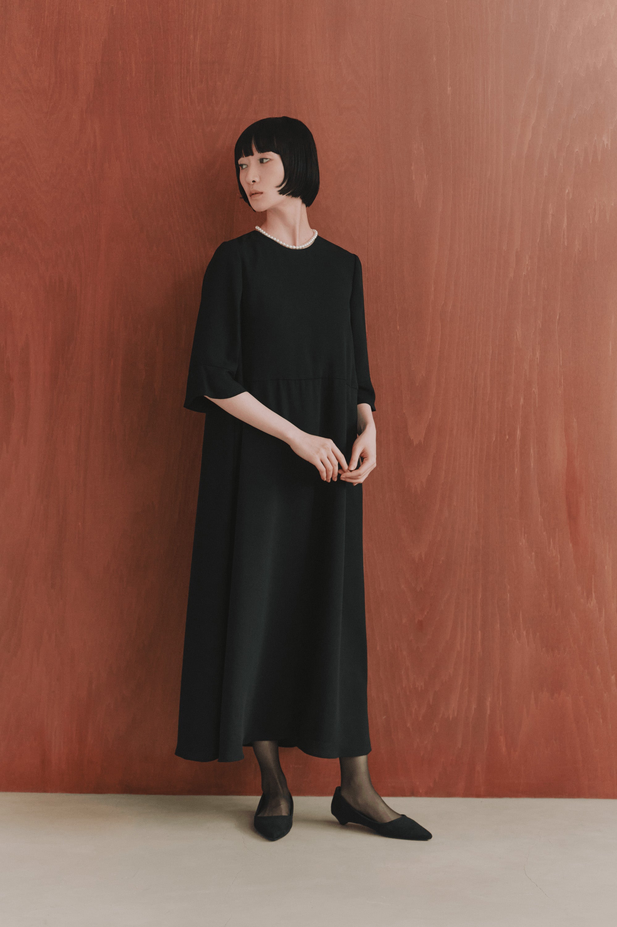 kaene ライトシフォンフレアワンピース / 101125 夏用の喪服 フォーマル | モデル身長161cm 着用サイズM