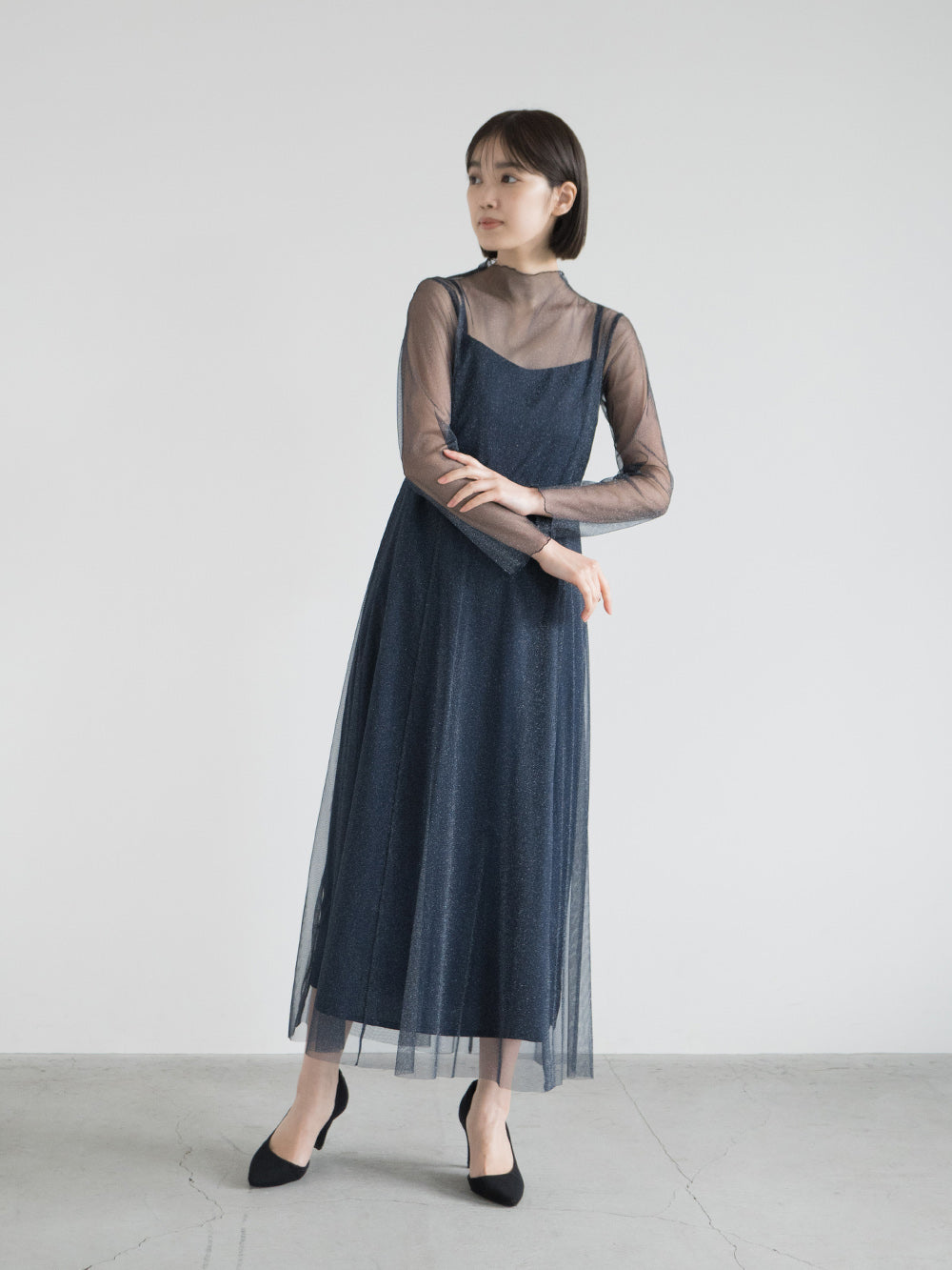 kaene ラメチュールメロウワンピース / 100535 | モデル身長162cm 着用サイズ36