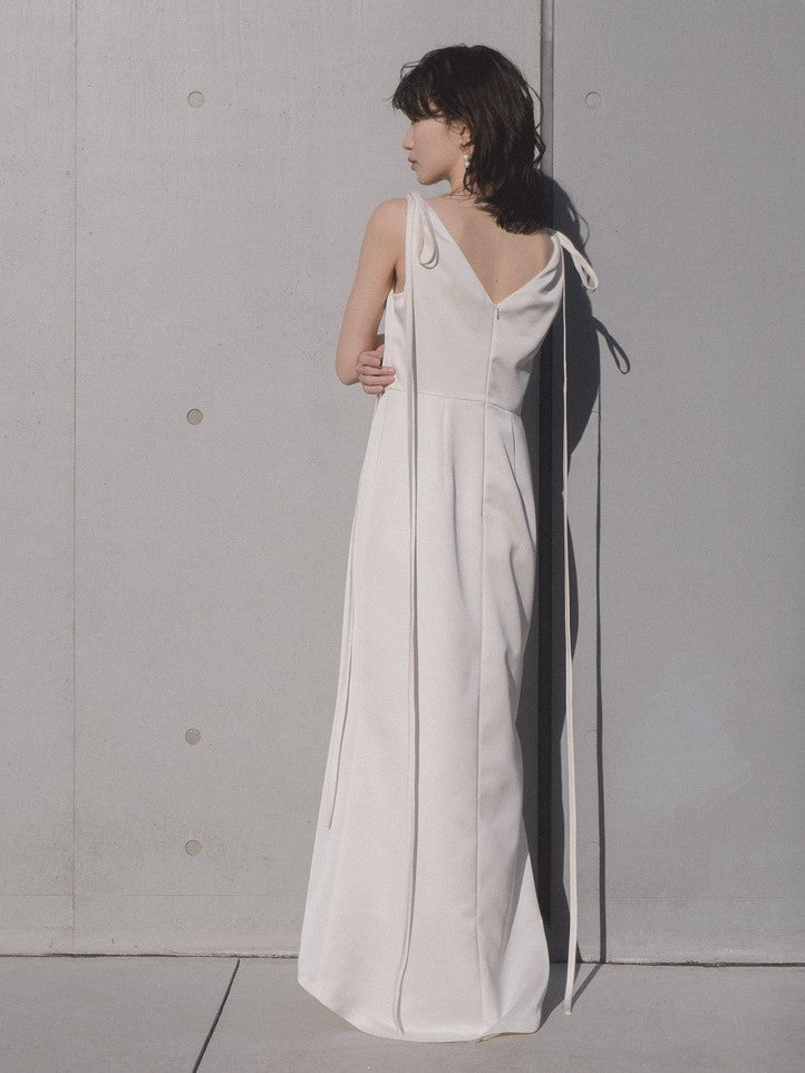 サテンリボンドレス / 100855 | モデル身長160cm 着用サイズ34
