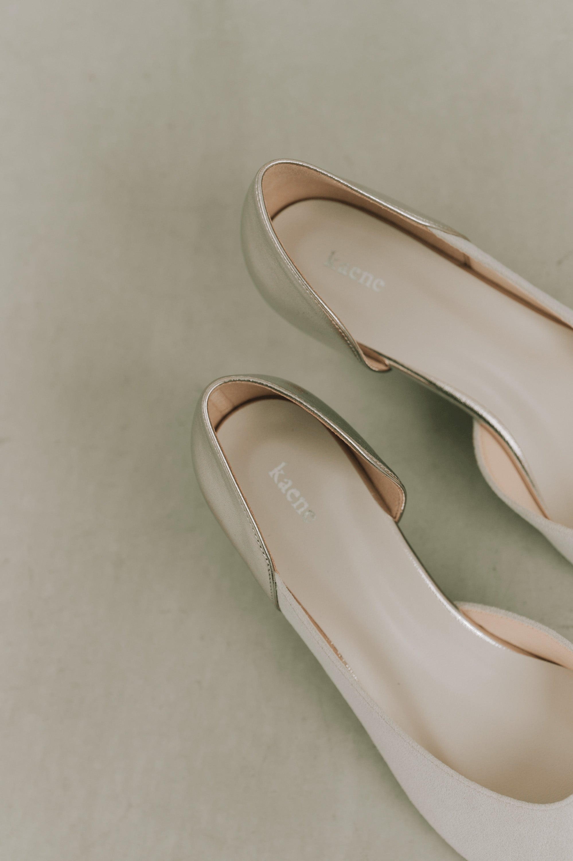 【期間限定価格】ohga バイカラー　ballet パンプス kaene バイカラーパンプス（4cmヒール） / 050024 結婚式 パーティー