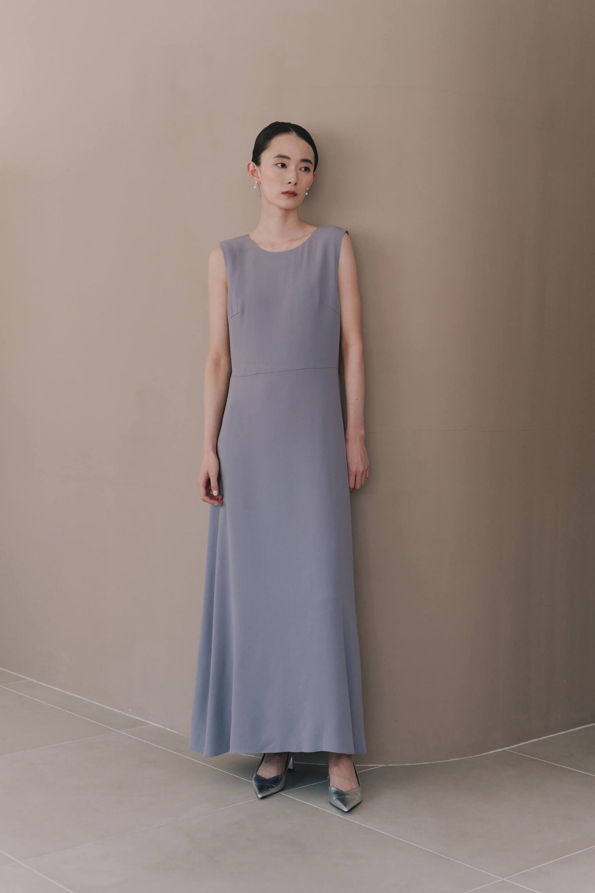 kaene  レースケープセットドレス / 101210 結婚式用ゲストドレス lavender | モデル身長172cm　着用サイズM(38)