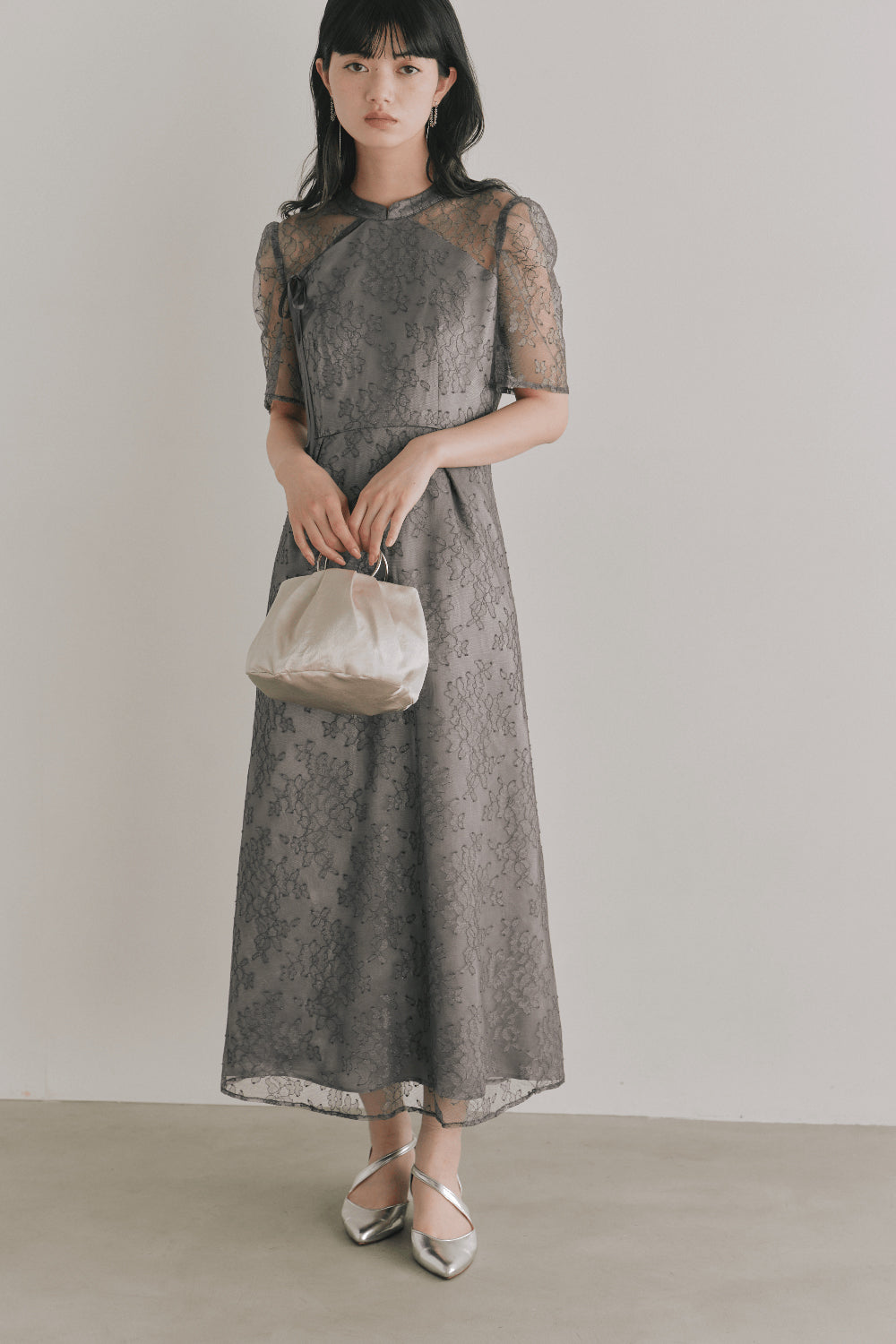 kaene マオカラーレースワンピース / 101041 | モデル身長165cm 着用サイズM(38)