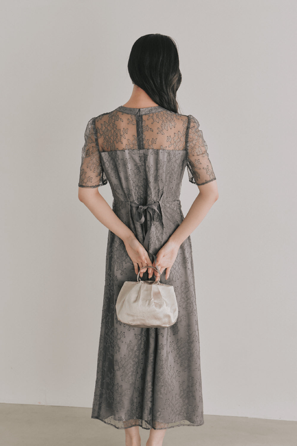 kaene マオカラーレースワンピース / 101041 | モデル身長165cm 着用サイズM(38)