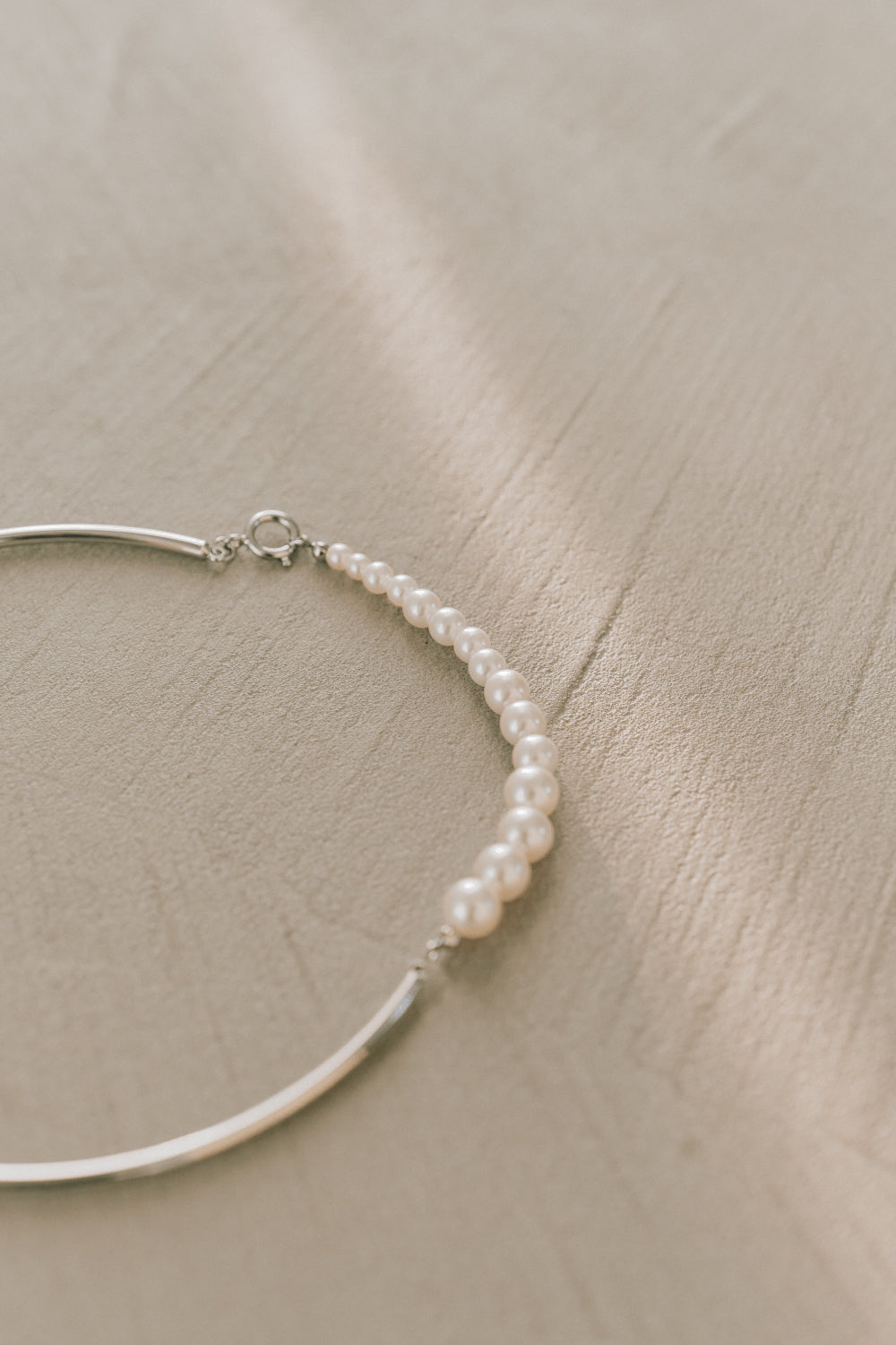 kaene　セミサークルパールネックレス / 032005 | silver（シルバー）