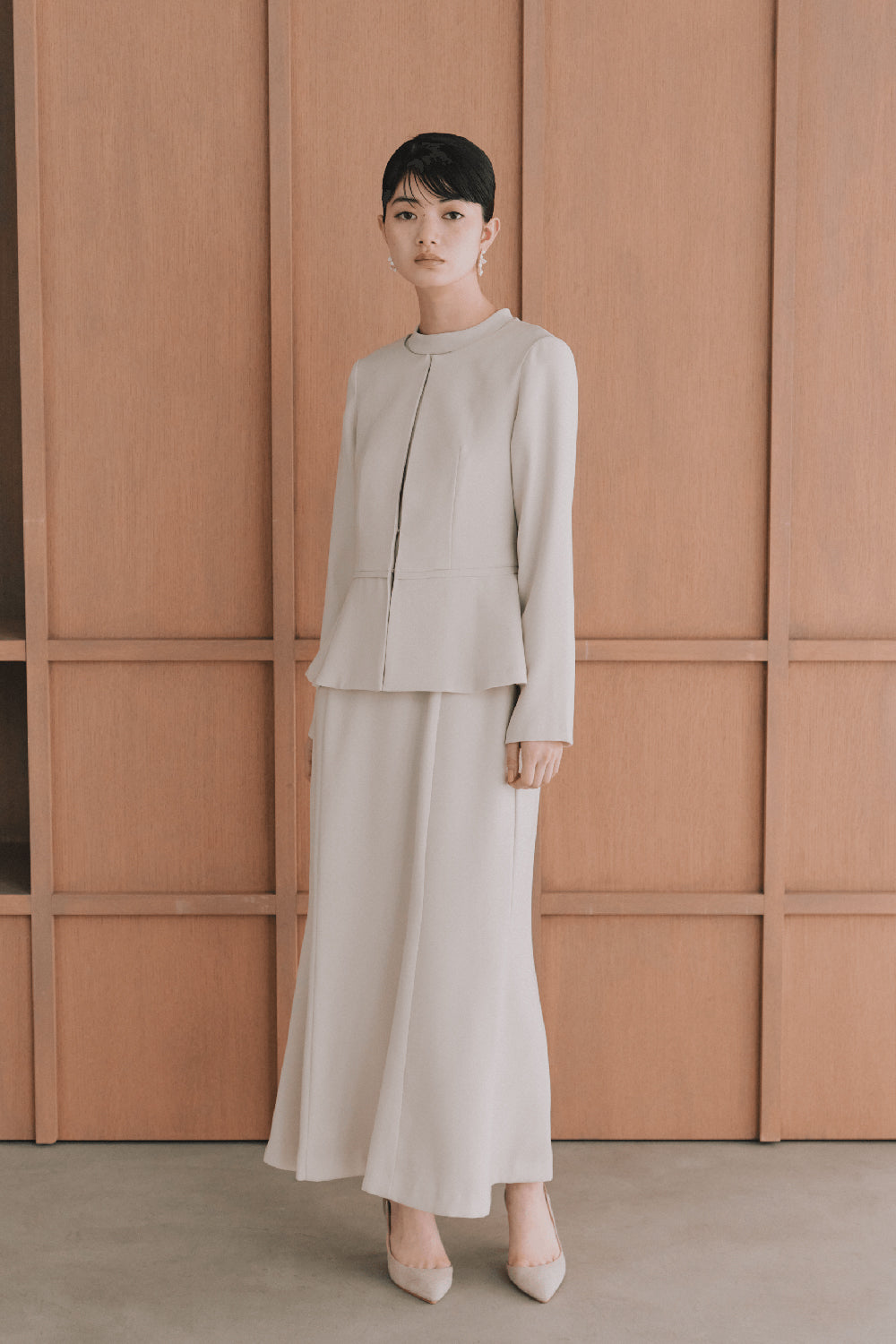 kaene  シフォンパイピングジャケット / 005368 | モデル身長165cm　着用サイズM(38) ※シフォンドッキングマーメイドワンピース / 101163