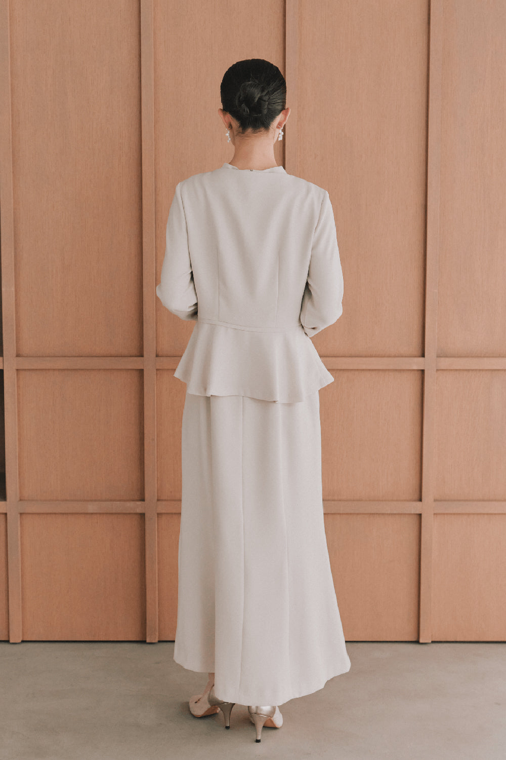 kaene  シフォンパイピングジャケット / 005368 | モデル身長165cm　着用サイズM(38) ※シフォンドッキングマーメイドワンピース / 101163