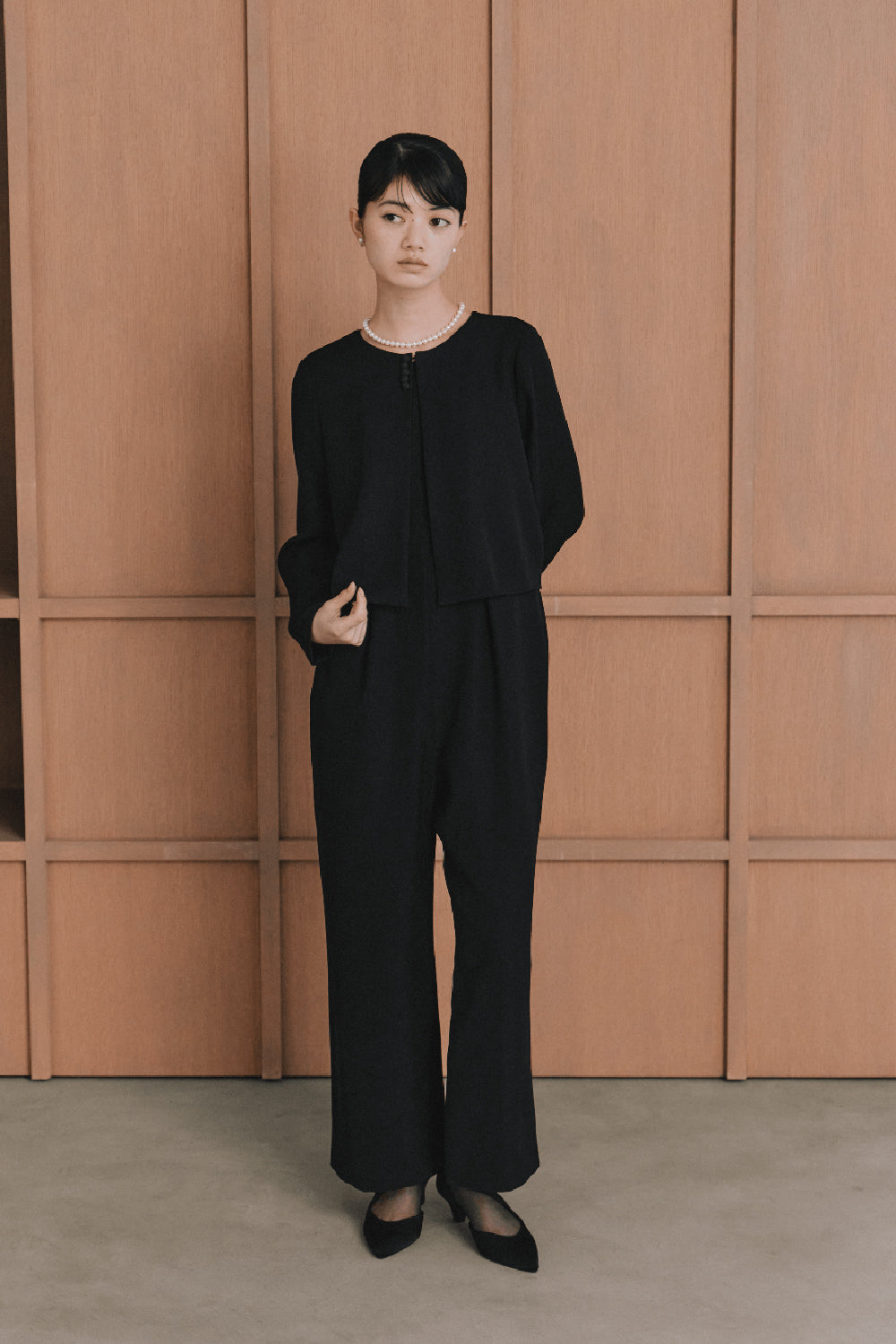 kaene バックタックジャケットセットオールインワン / 101166 | モデル身長165cm　着用サイズM(38) 