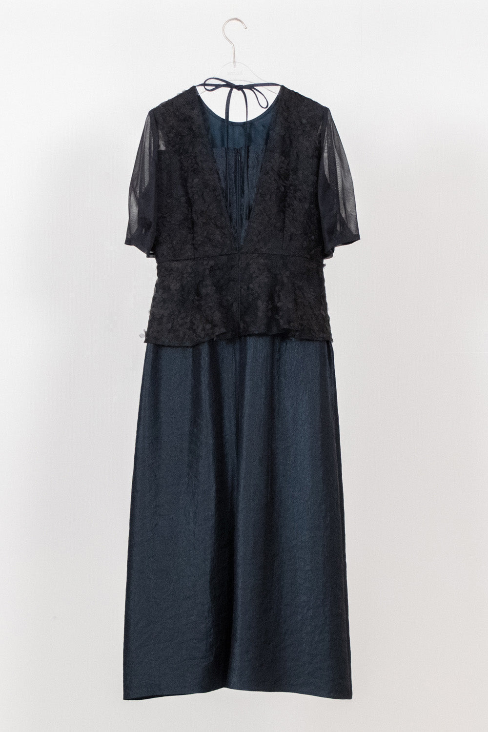 kaene  フラワーペタルレイヤードドレス / 101224 結婚式用ゲストドレス navy | navy