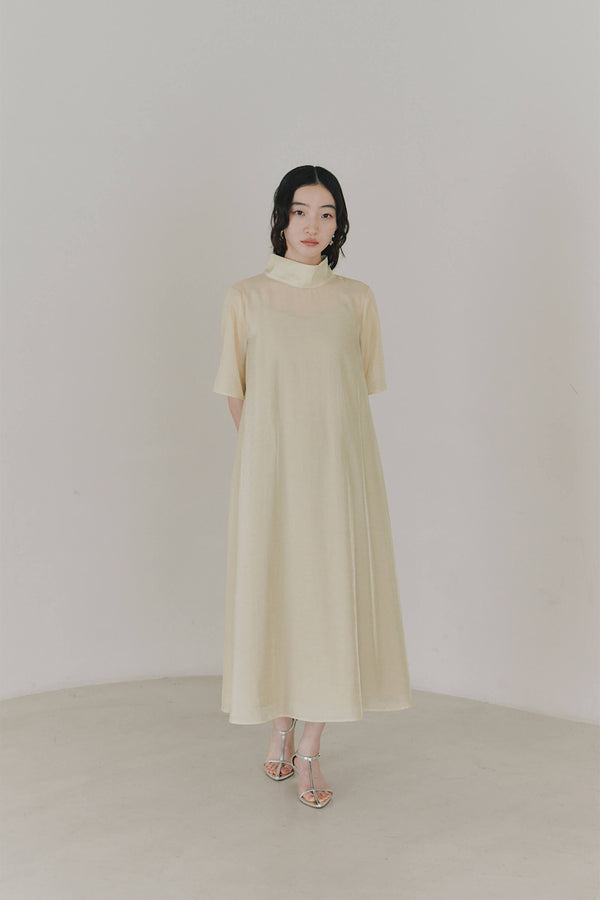 kaene テントラインシアードレス / 101089 | モデル身長164cm 着用サイズFREE