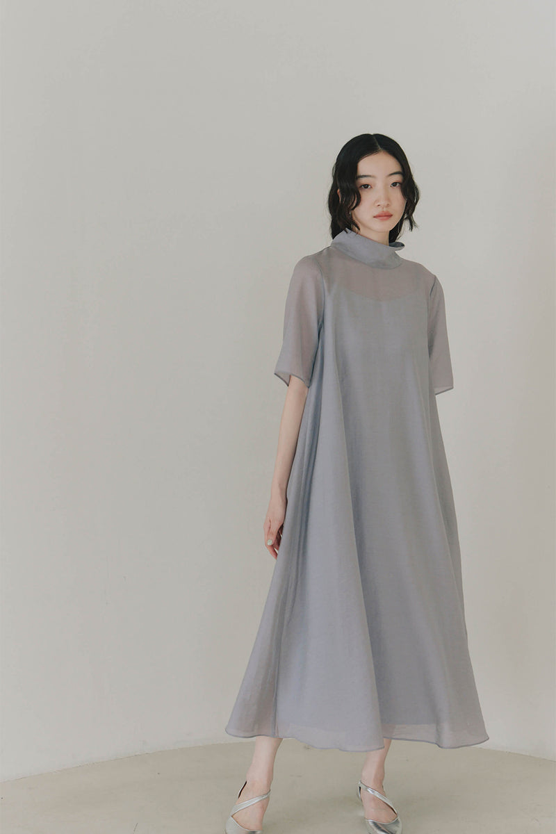 kaene テントラインシアードレス / 101089 | モデル身長164cm 着用サイズFREE