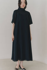 kaene テントラインシアードレス / 101089 | モデル身長164cm 着用サイズFREE