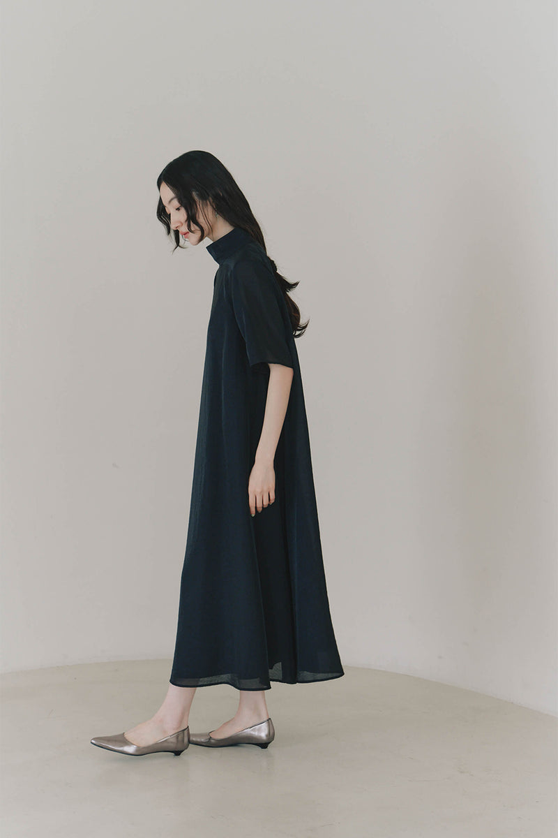 kaene テントラインシアードレス / 101089 | モデル身長164cm 着用サイズFREE