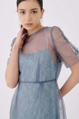 kaene オーガンエプロンレースドレス / 100881 | モデル身長170cm 着用サイズ38
