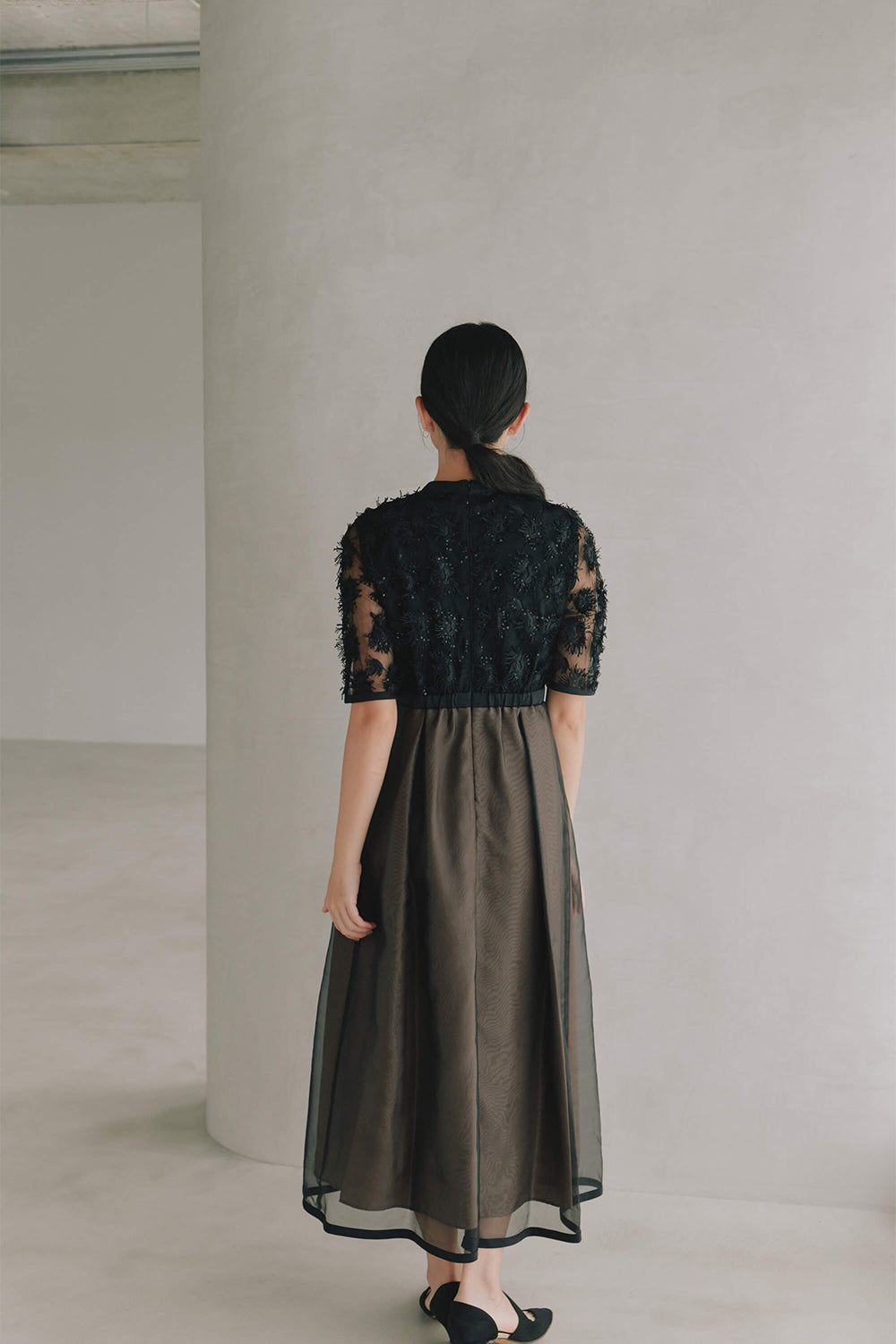 タグ付き＊kaene スパンコールエンブロイダリードレス 黒 36 kaene公式