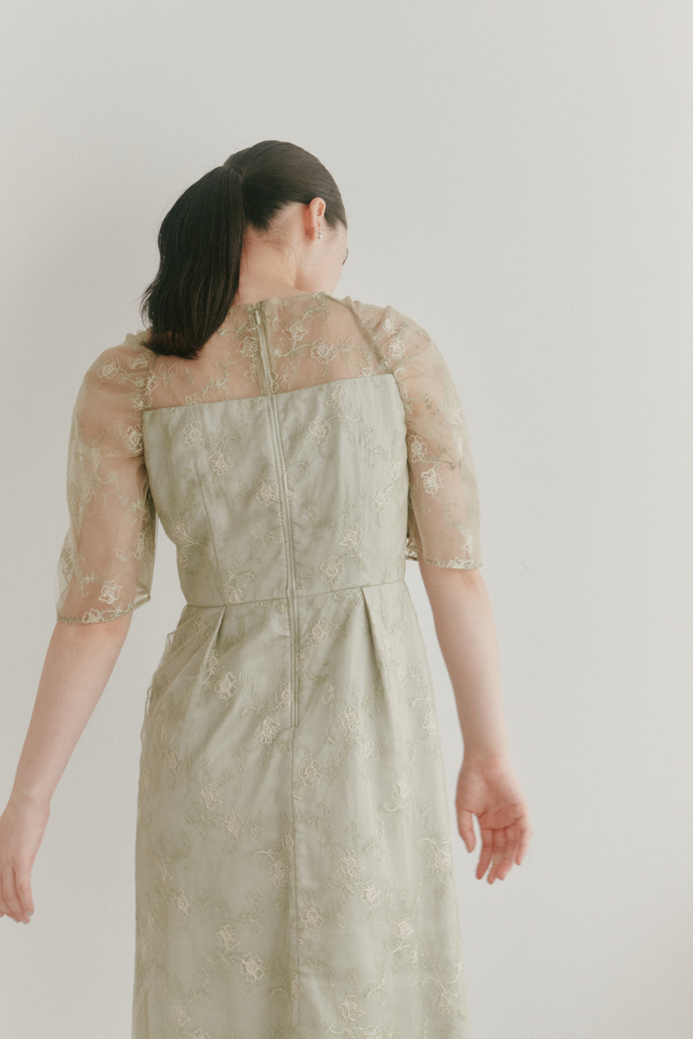 kaene公式オンラインストア ボリュームスリーブレースドレス / 100974  