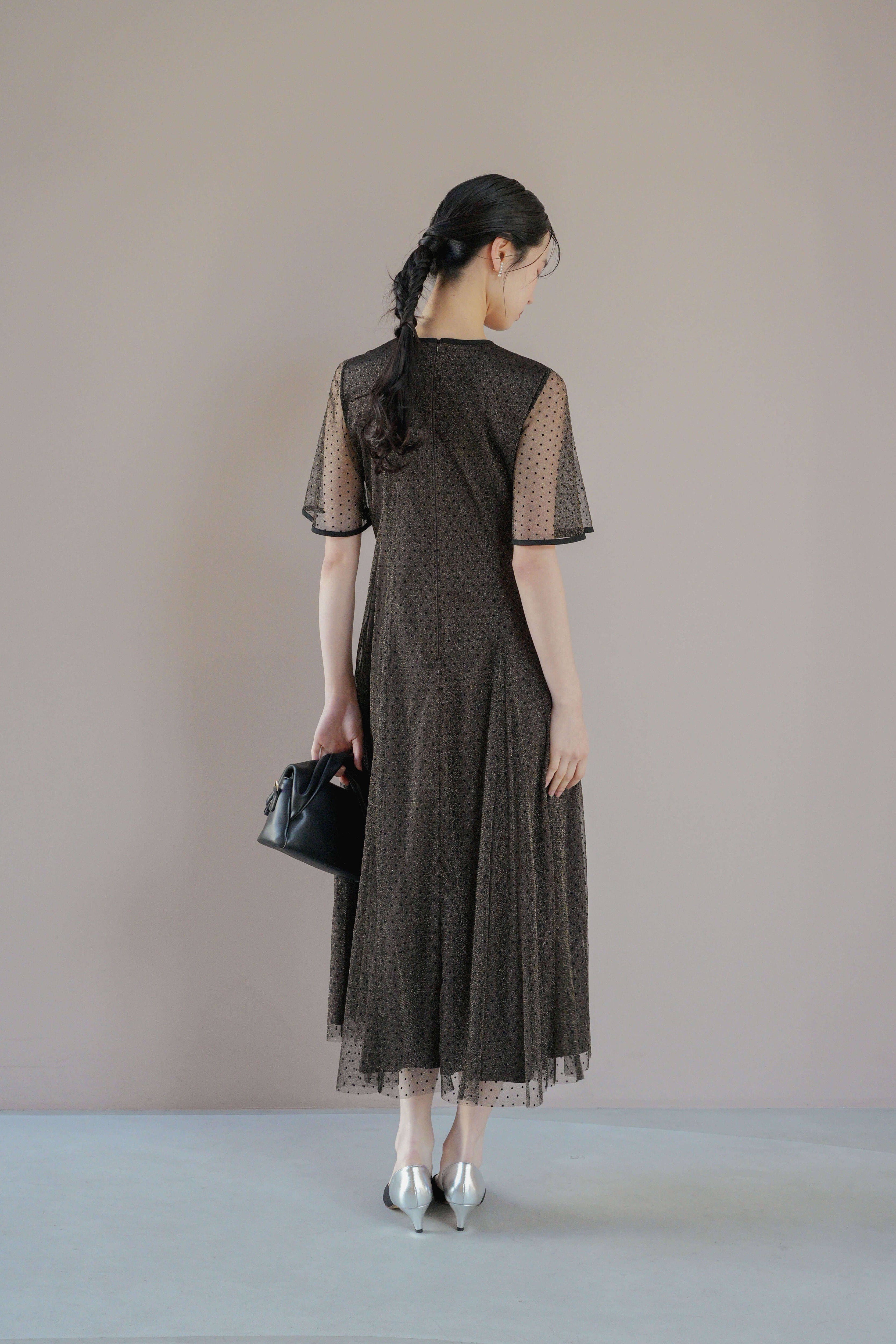 kaene パイピングドットドレス / 101038 結婚式用ドレス black | モデル身長170cm　着用サイズFREE