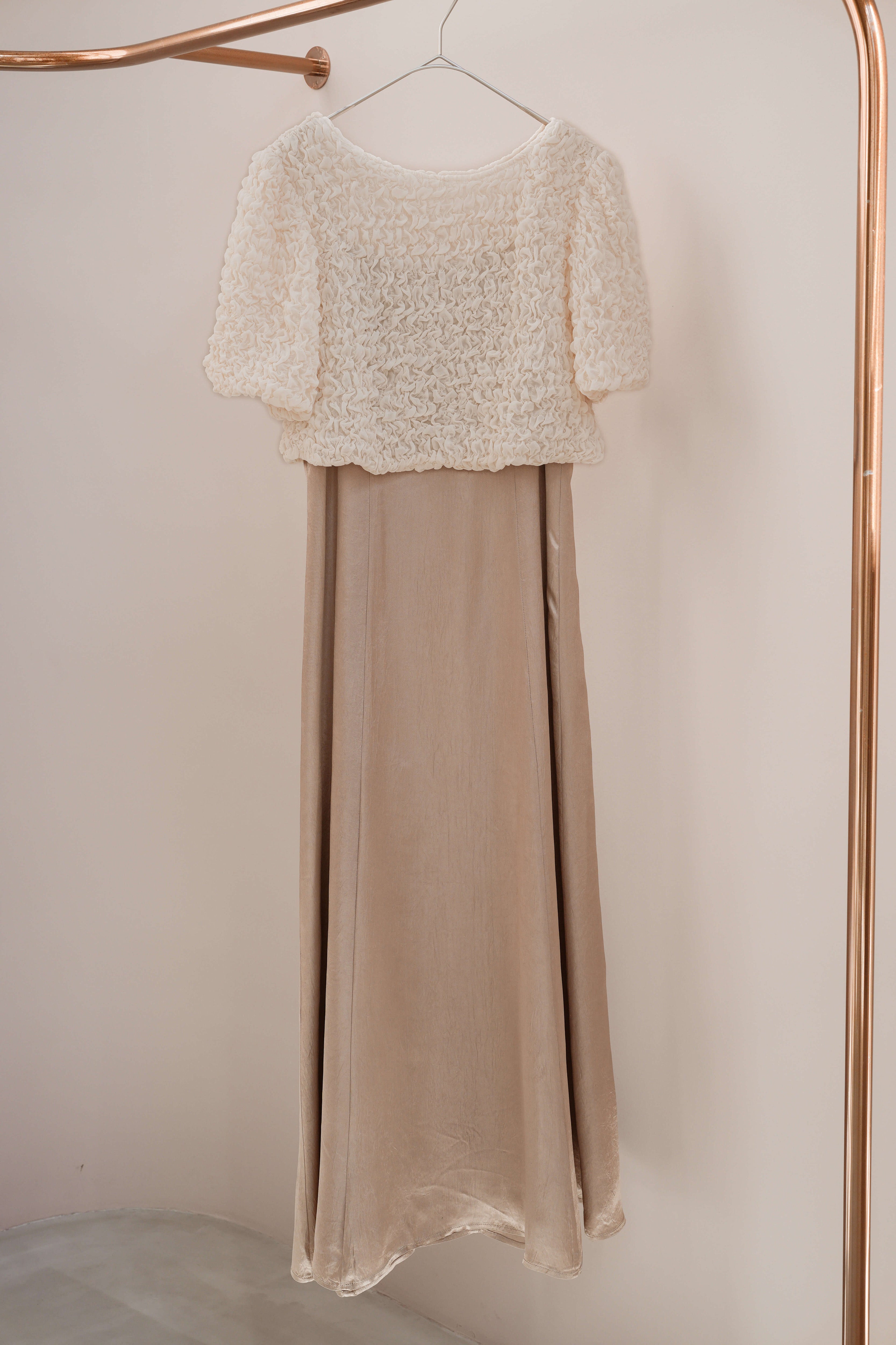 kaene シャーリングシフォンブラウスセットドレス 101129 結婚式