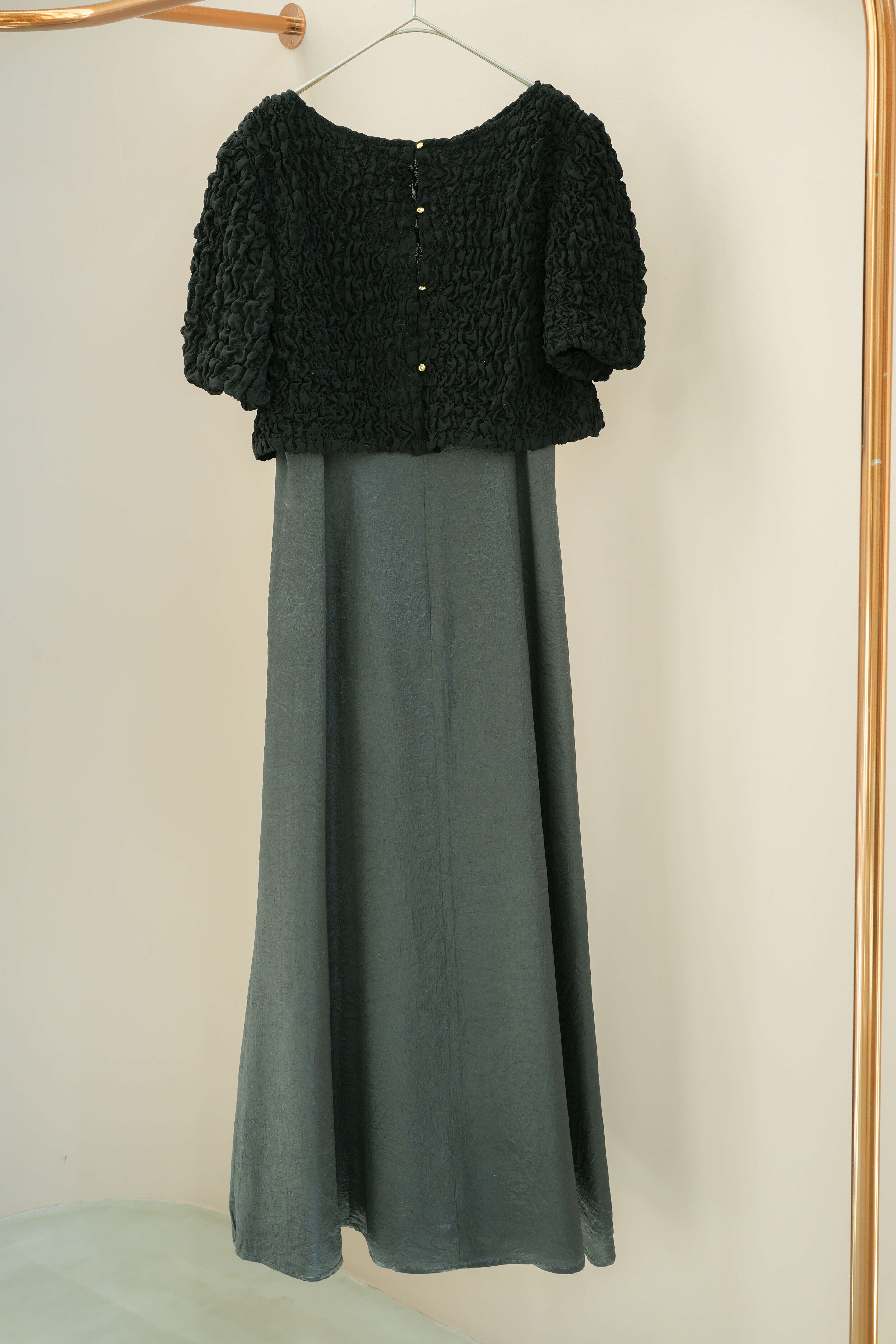 kaene シャーリングシフォンブラウスセットドレス / 101129 結婚式用ドレス charcoal