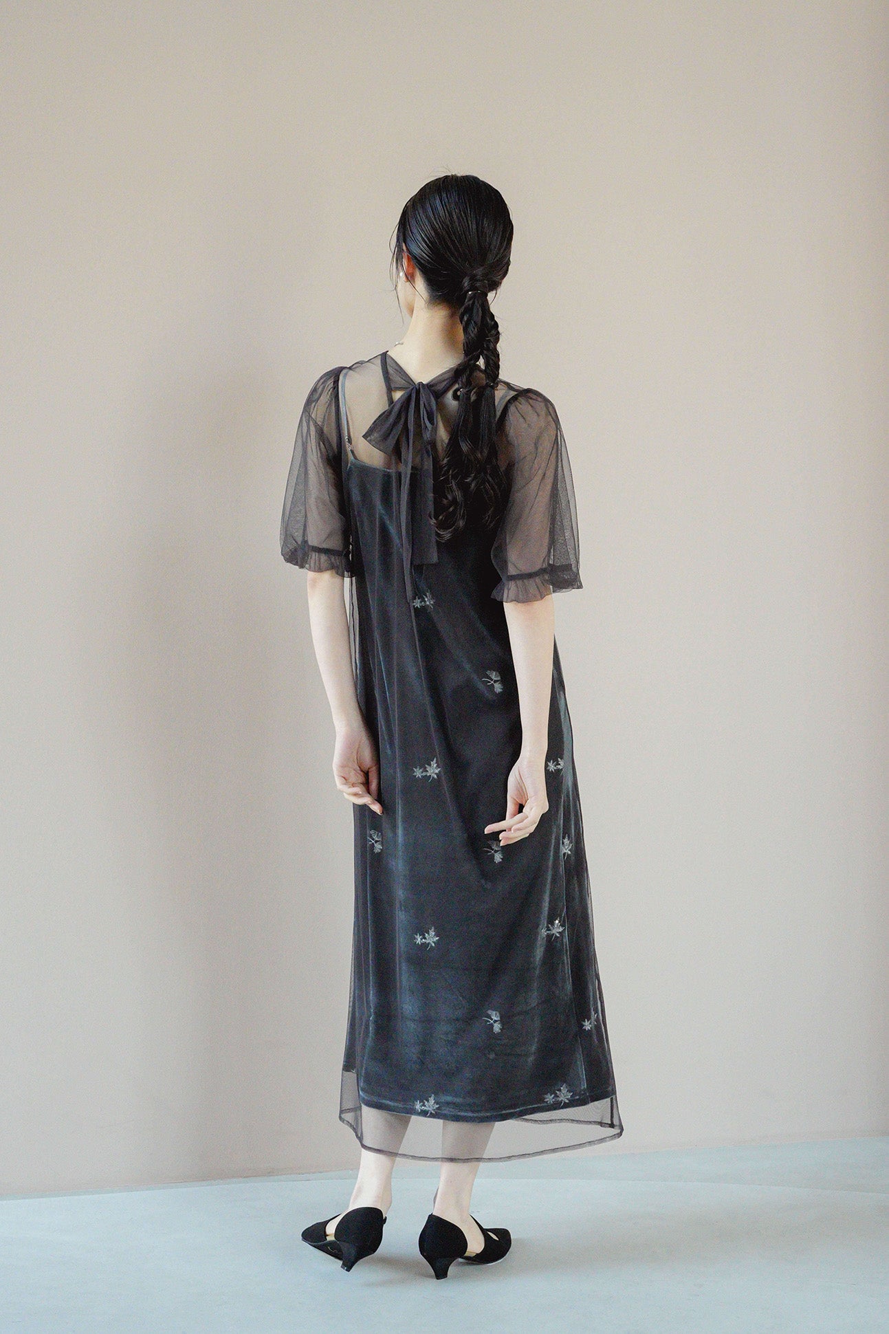 kaene 刺繍ベロアチュールドレス 101130 結婚式 披露宴 オケージョンドレス