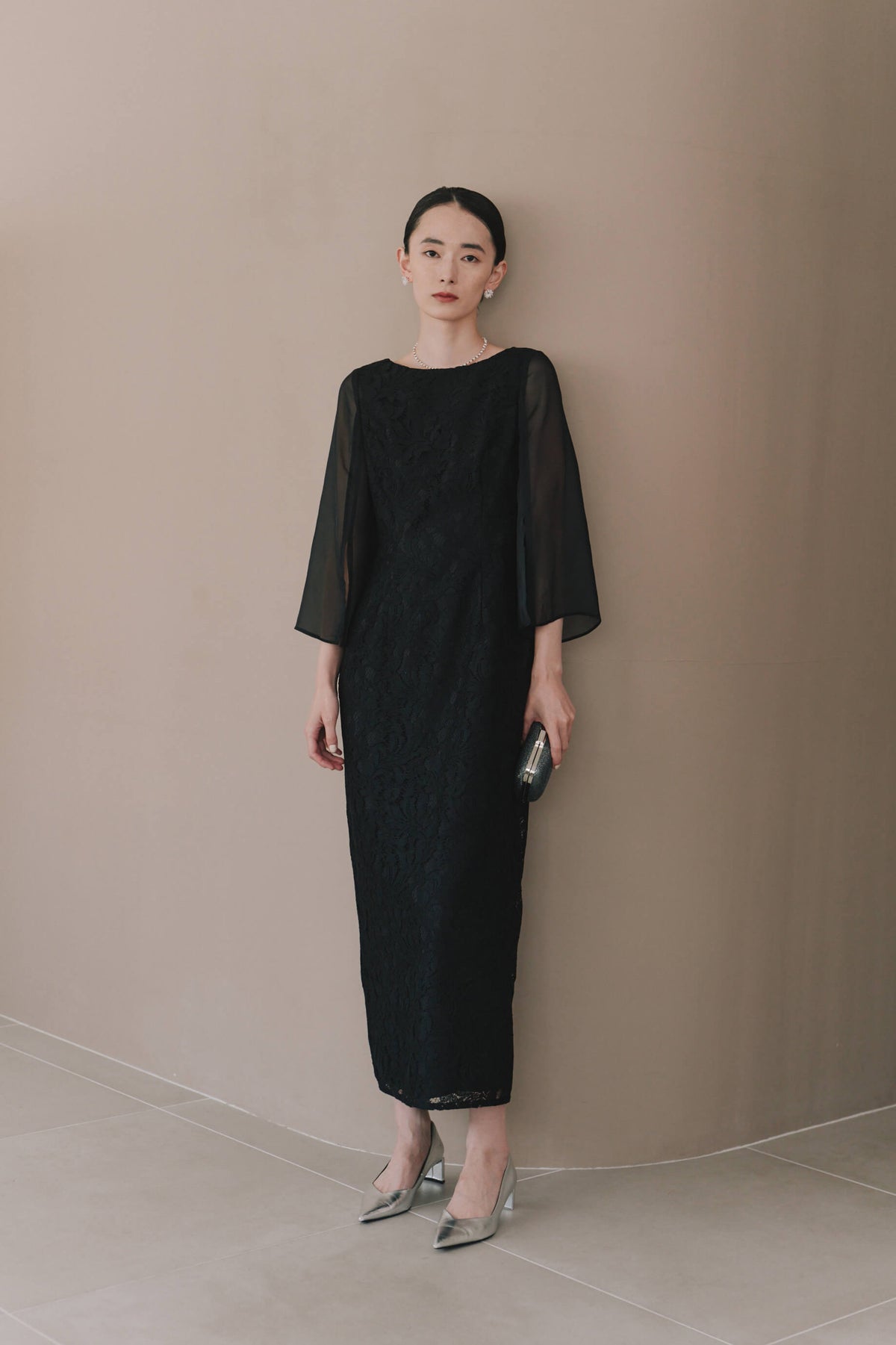 kaene フルラレースフレアースリーブドレス / 101148 | モデル身長172cm M(38) ※black着用