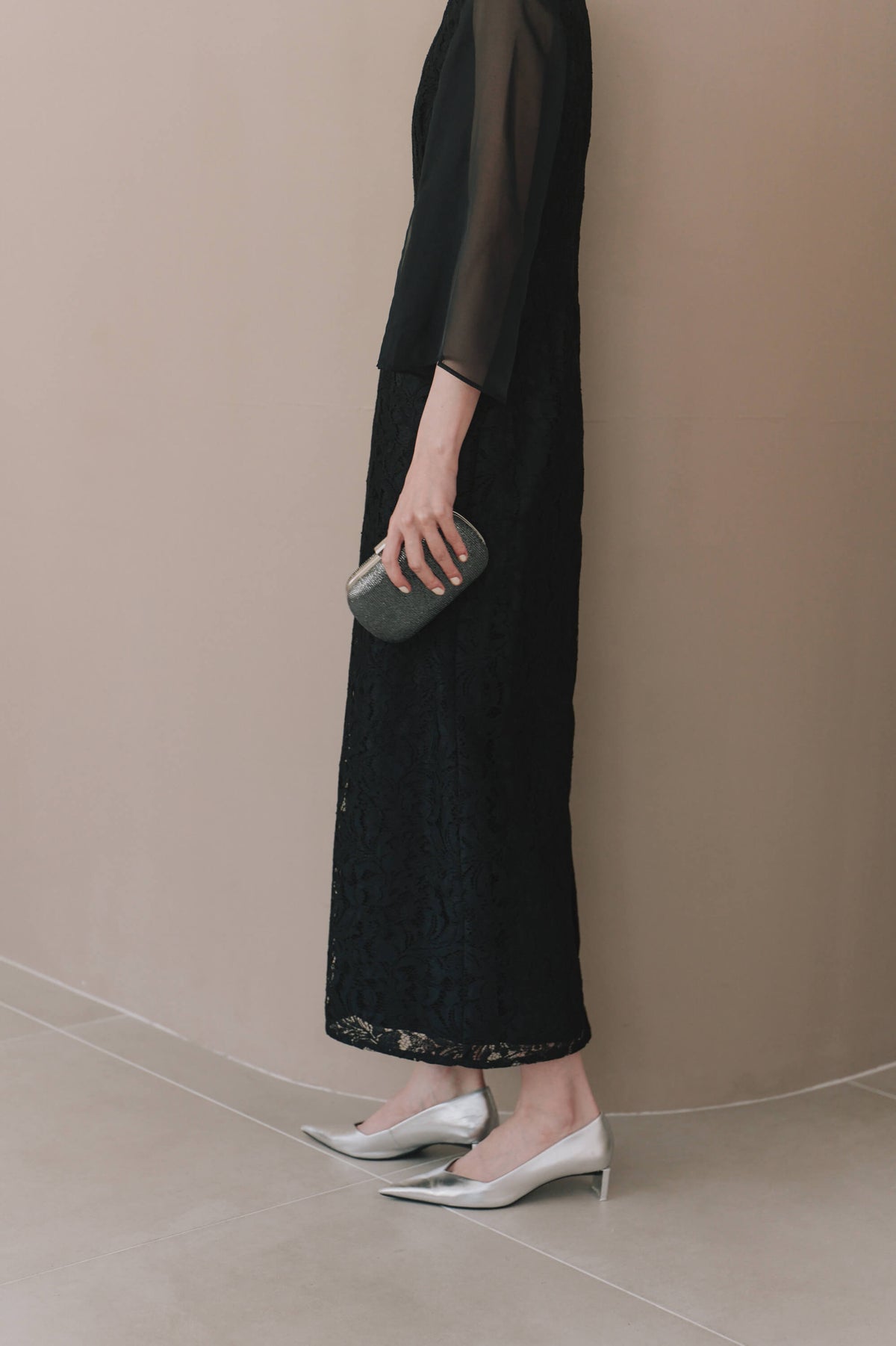 kaene フルラレースフレアースリーブドレス / 101148 | モデル身長172cm M(38) ※black着用