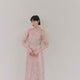 kaene  ラインフラワーランダムヘムドレス / 101189 結婚式用ドレス pink | モデル身長161cm　着用サイズM(38) 