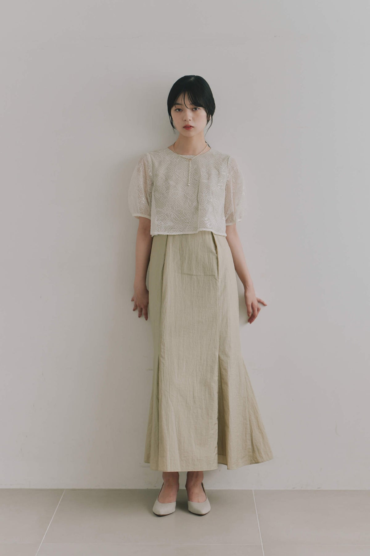 kaene フラワーコードマーメイドドレス / 101190 結婚式用ドレス beige|モデル身長162cm　着用サイズS(36)