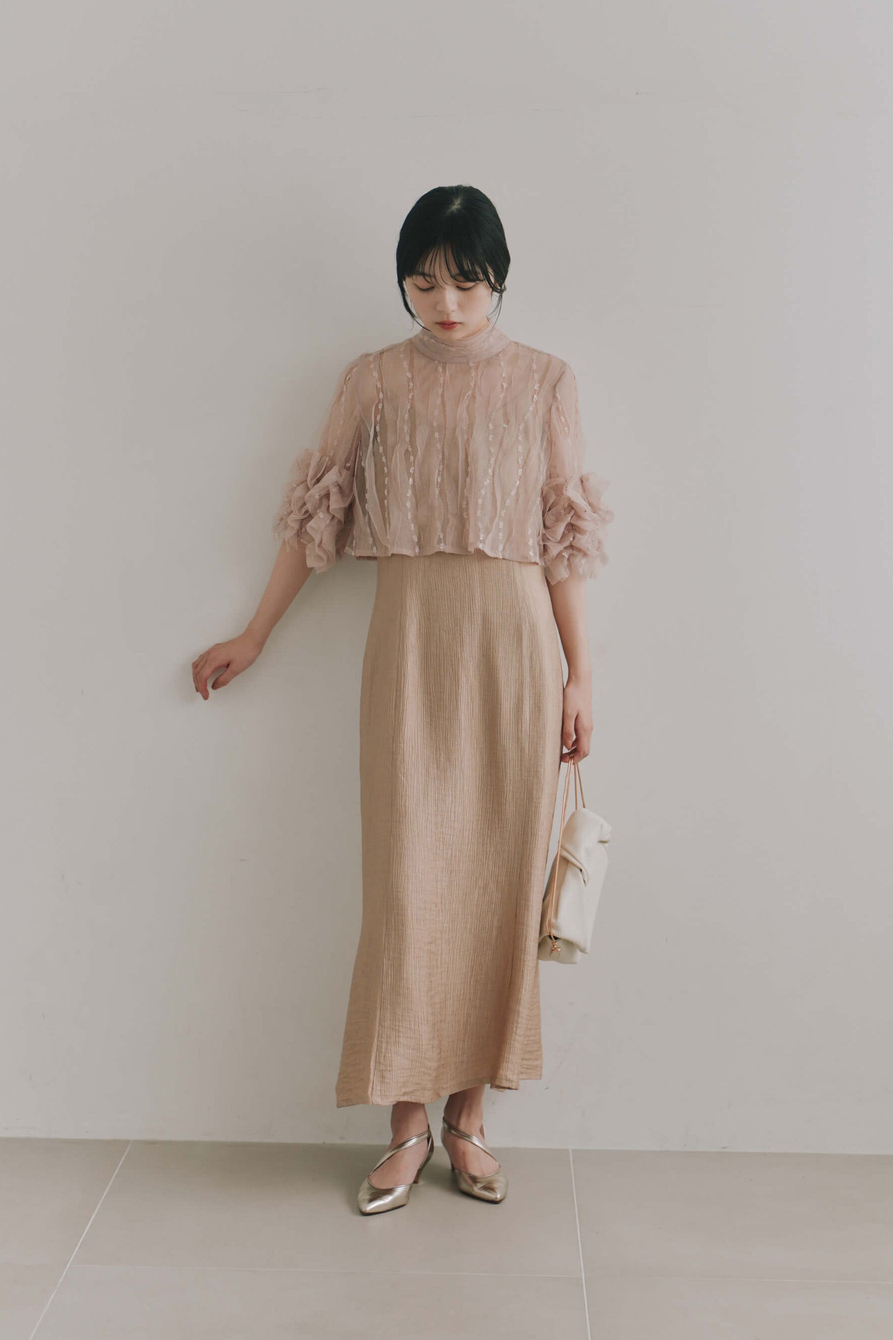 kaene  ボウタイ3wayレイヤードドレス / 101203 結婚式用ゲストドレス beige | モデル身長162cm　着用サイズS(36)  