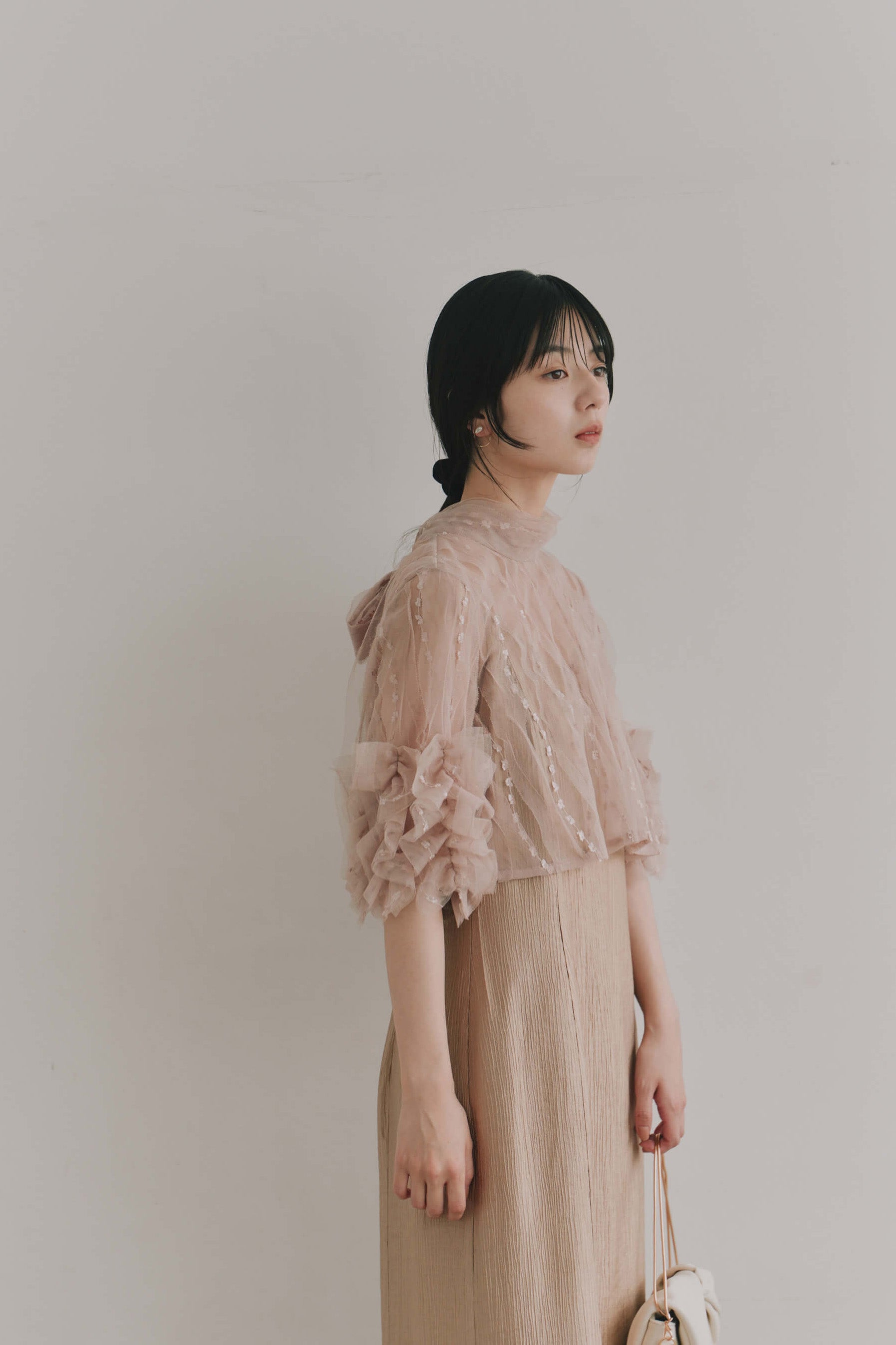 kaene  ボウタイ3wayレイヤードドレス / 101203 結婚式用ゲストドレス beige | モデル身長162cm　着用サイズS(36)  