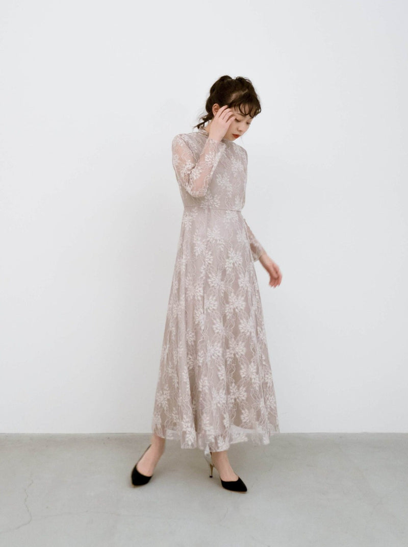 ・定価19,800円・ 美品　♡ kaene  ワンピース　ベージュ　レース